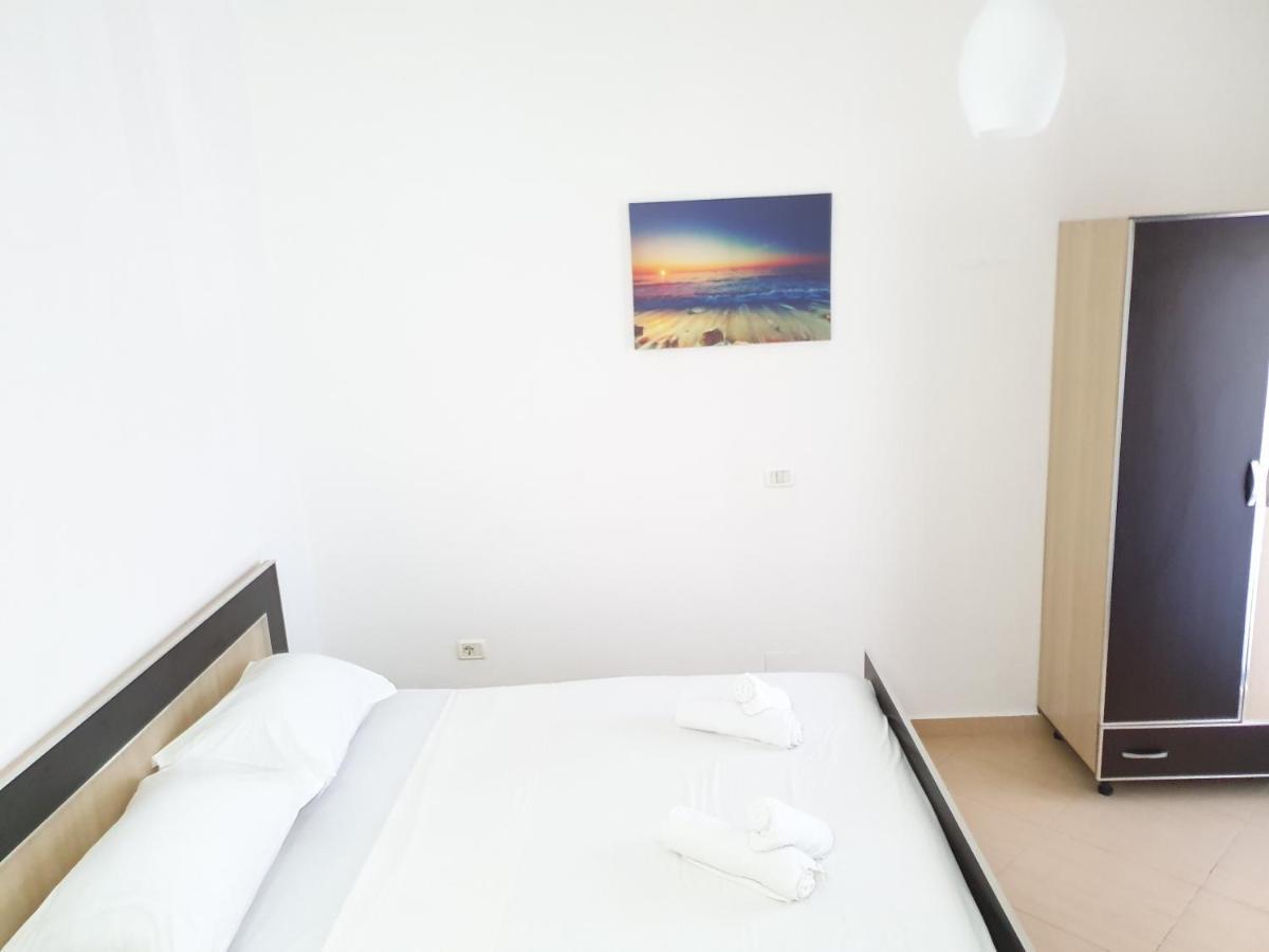 Soare Hotel Ksamil Exterior photo