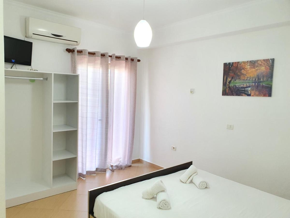Soare Hotel Ksamil Exterior photo