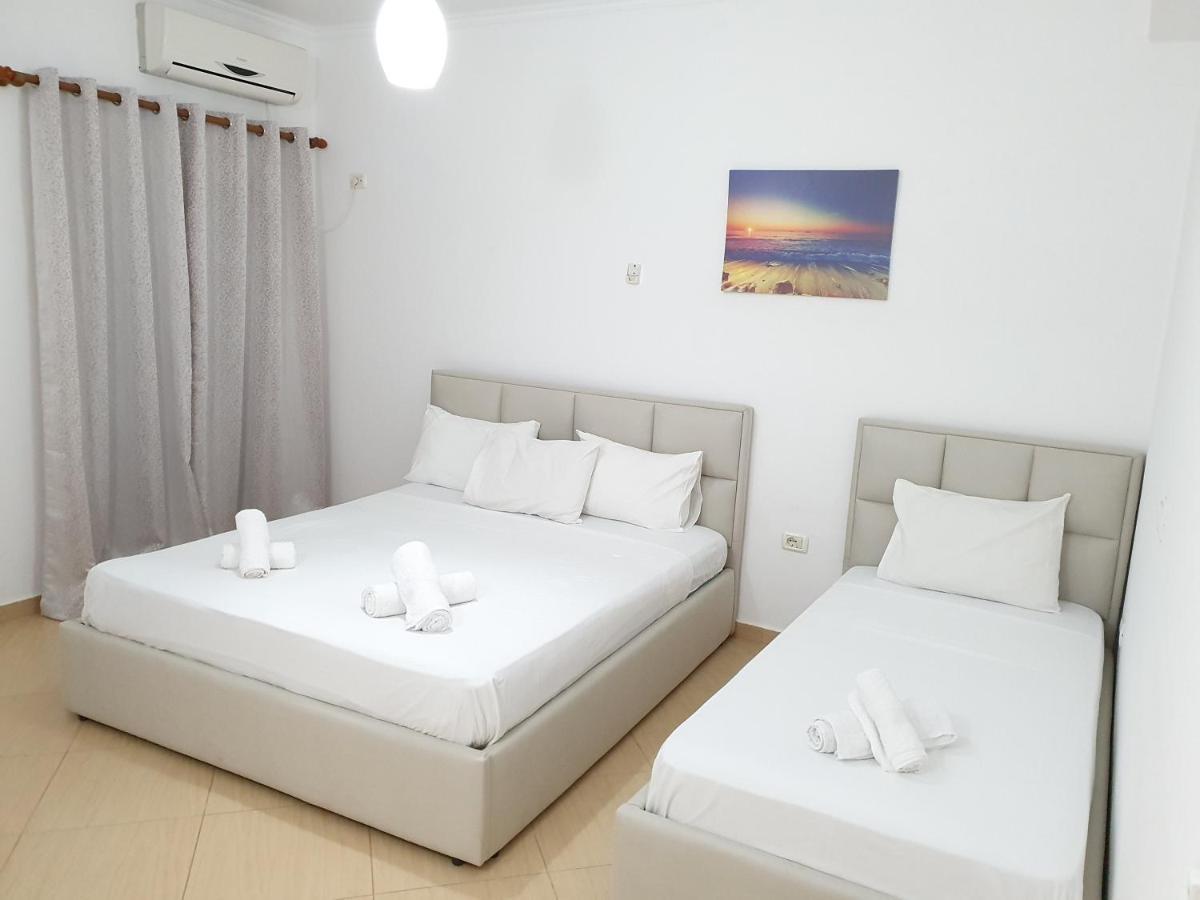 Soare Hotel Ksamil Exterior photo